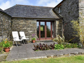 Round House - Uk12083